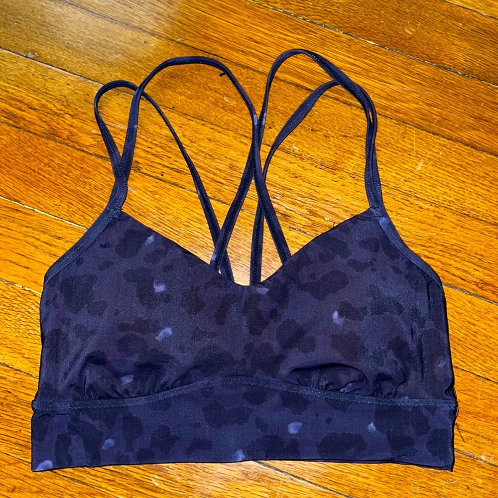 Very Cute Black Leopard Sports Bra